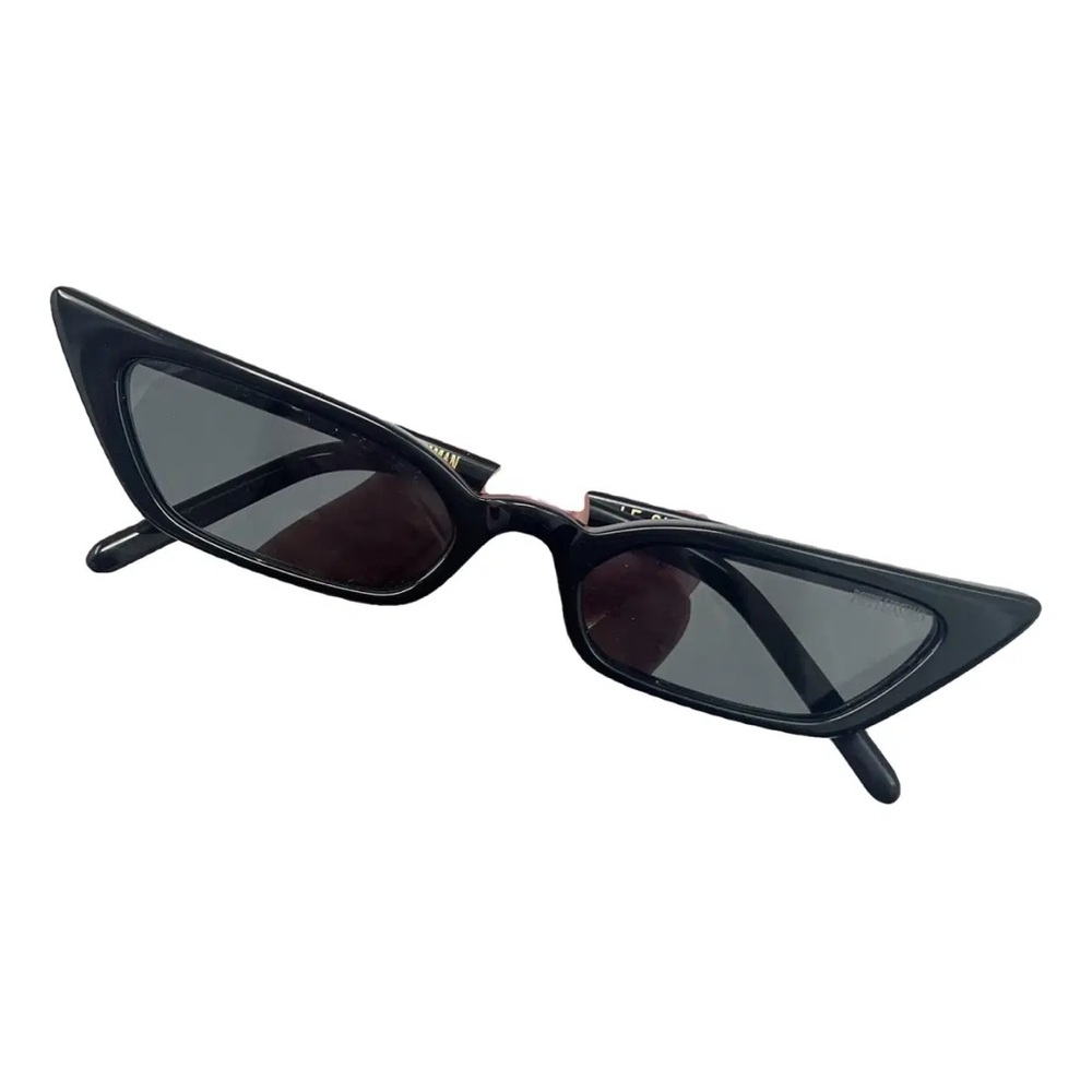 Poppy Lissiman Le Skinny  Black Cat-Eye Sunglasses with Pink Case